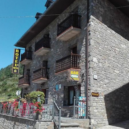 Hotel Las Nieves Linás de Broto Exteriör bild
