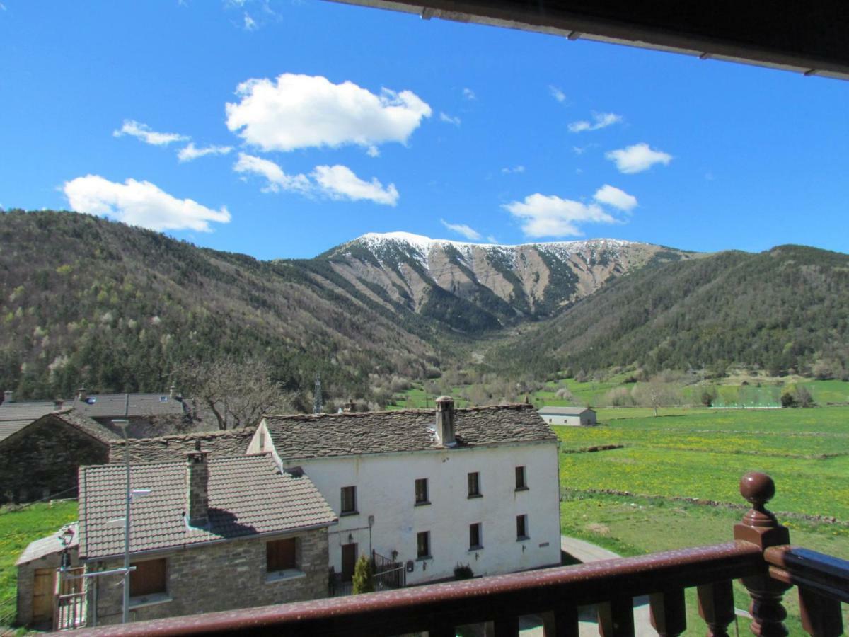 Hotel Las Nieves Linás de Broto Exteriör bild